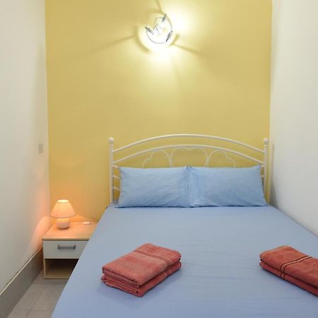 Cosy Studio Marsalforn Luaran gambar