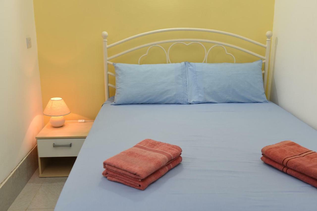Cosy Studio Marsalforn Luaran gambar